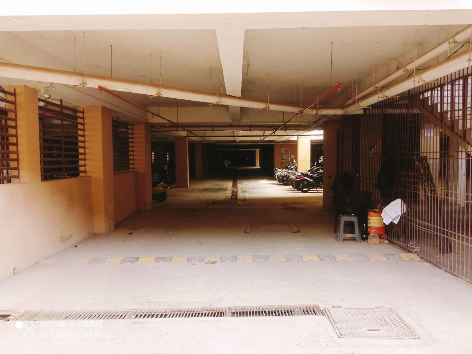 ואדודרה Hotel Maan Palace מראה חיצוני תמונה